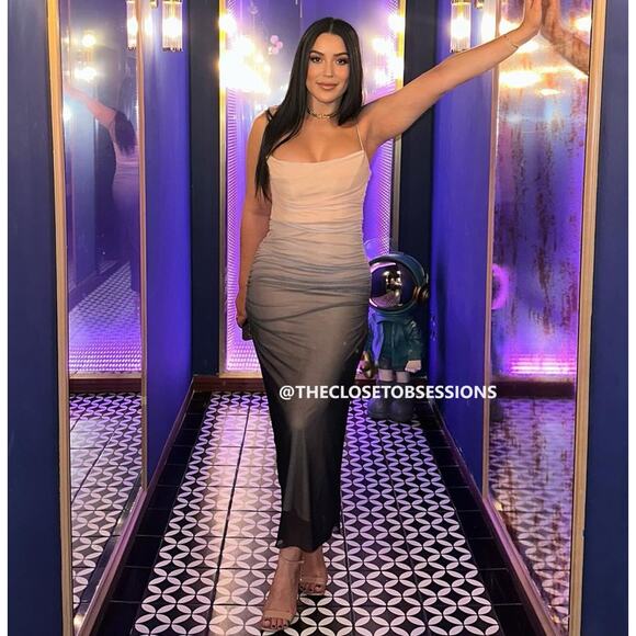 ZARA BLOGGER FAVE!!! Fitted Gradient Midi Dress NWT 🤍 - Picture 12 of 16